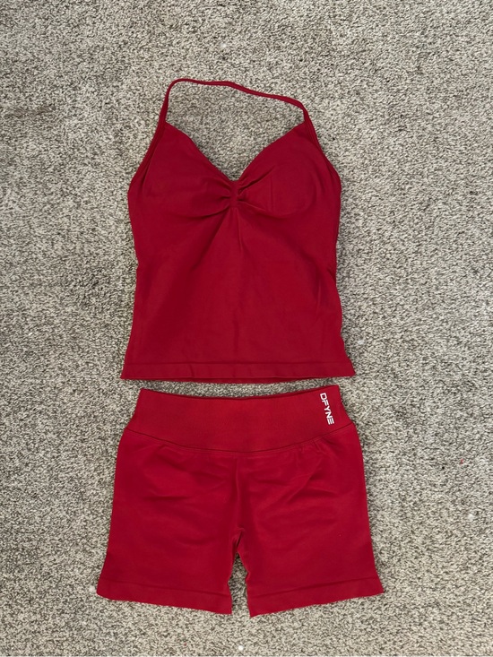 Dfyne Pants - DFYNE Red Seamless Workout Set - M